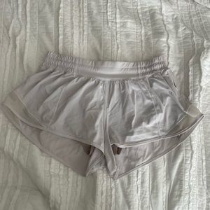 White hotty hot shorts 2.5 in